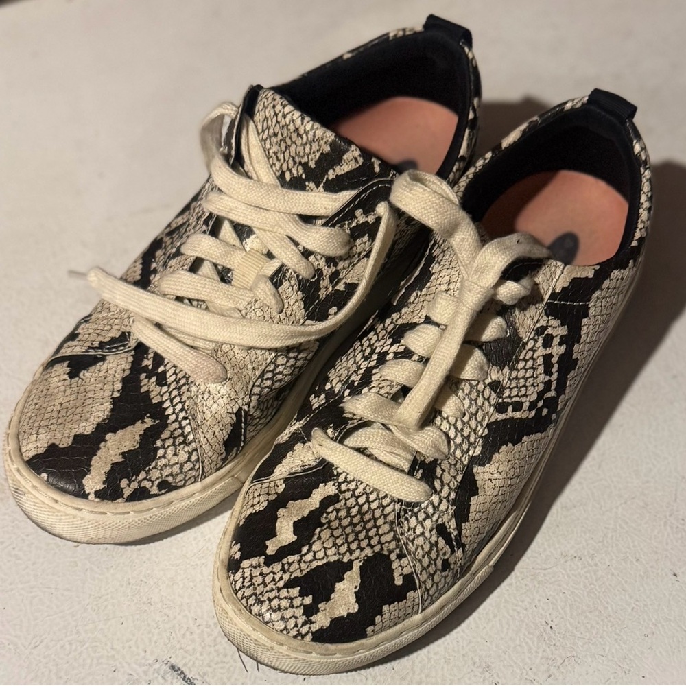 Snakeskin Pattern Sneakers